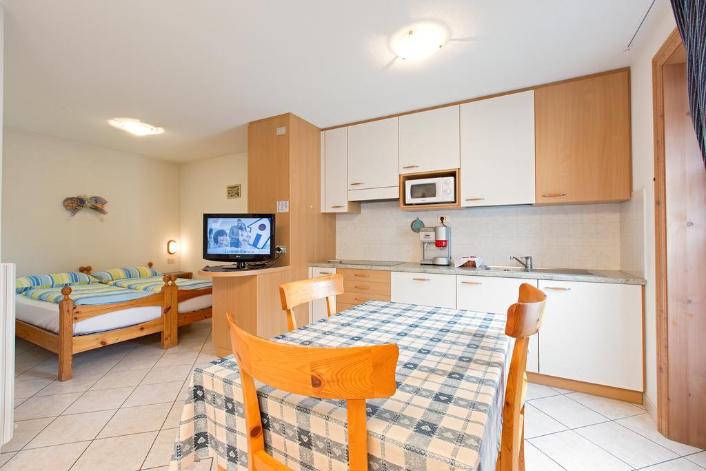 Bait Vegl Apartment Livigno Cameră foto